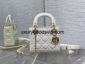 Dior White in stock‼